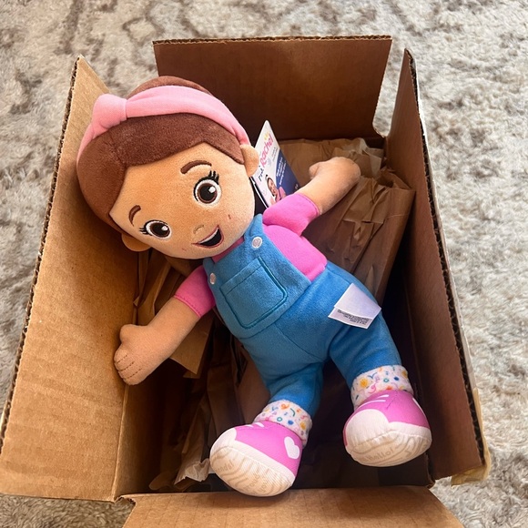 Ms. Rachel Doll - Picture 4 of 8